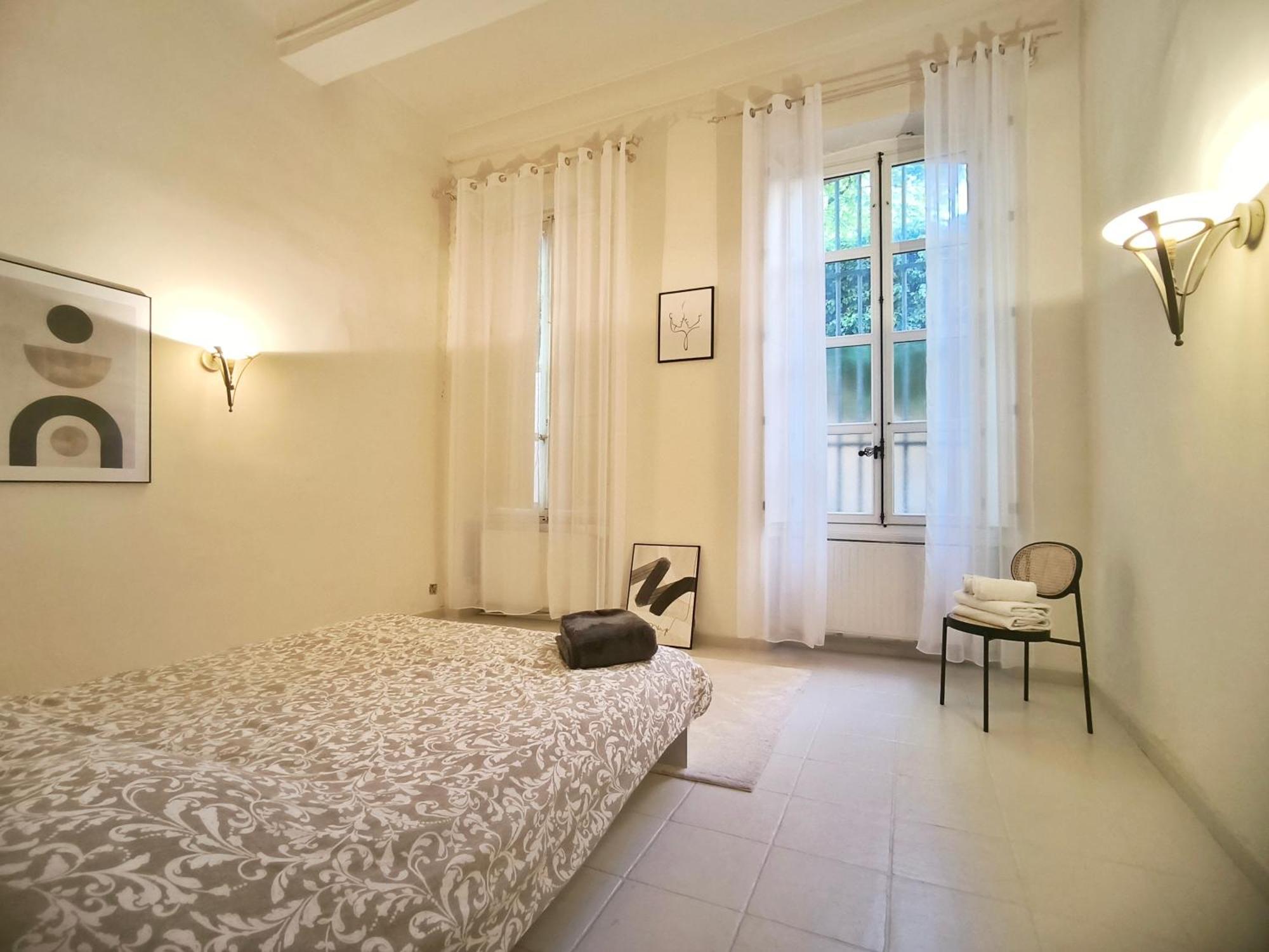 Superbe Appartement Avec Jardin Quart Mazarin Aix-en-Provence Luaran gambar