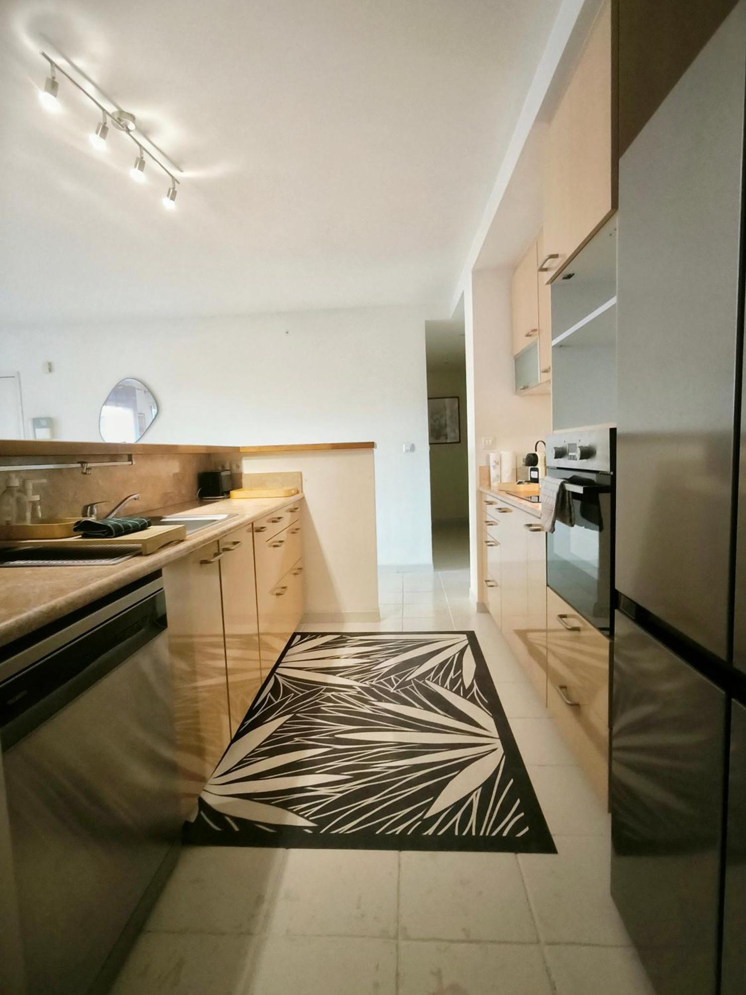 Superbe Appartement Avec Jardin Quart Mazarin Aix-en-Provence Luaran gambar