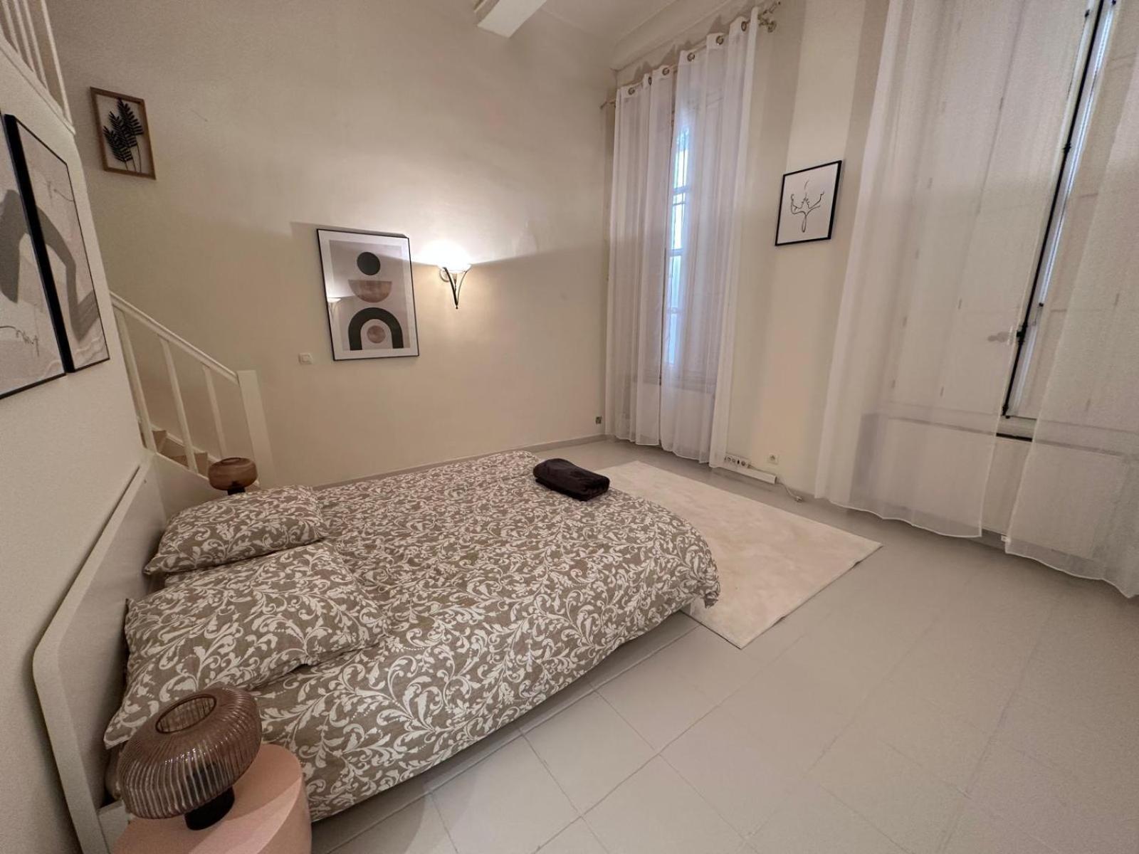 Superbe Appartement Avec Jardin Quart Mazarin Aix-en-Provence Luaran gambar
