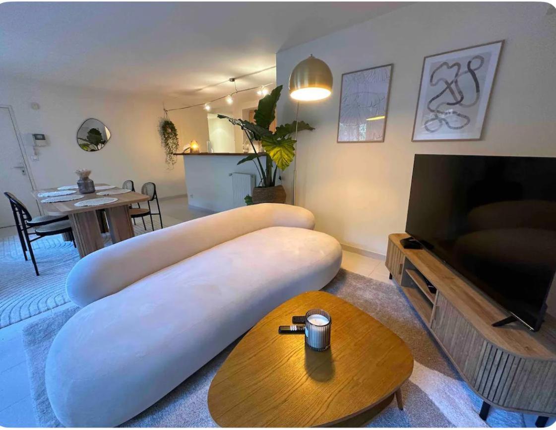 Superbe Appartement Avec Jardin Quart Mazarin Aix-en-Provence Luaran gambar