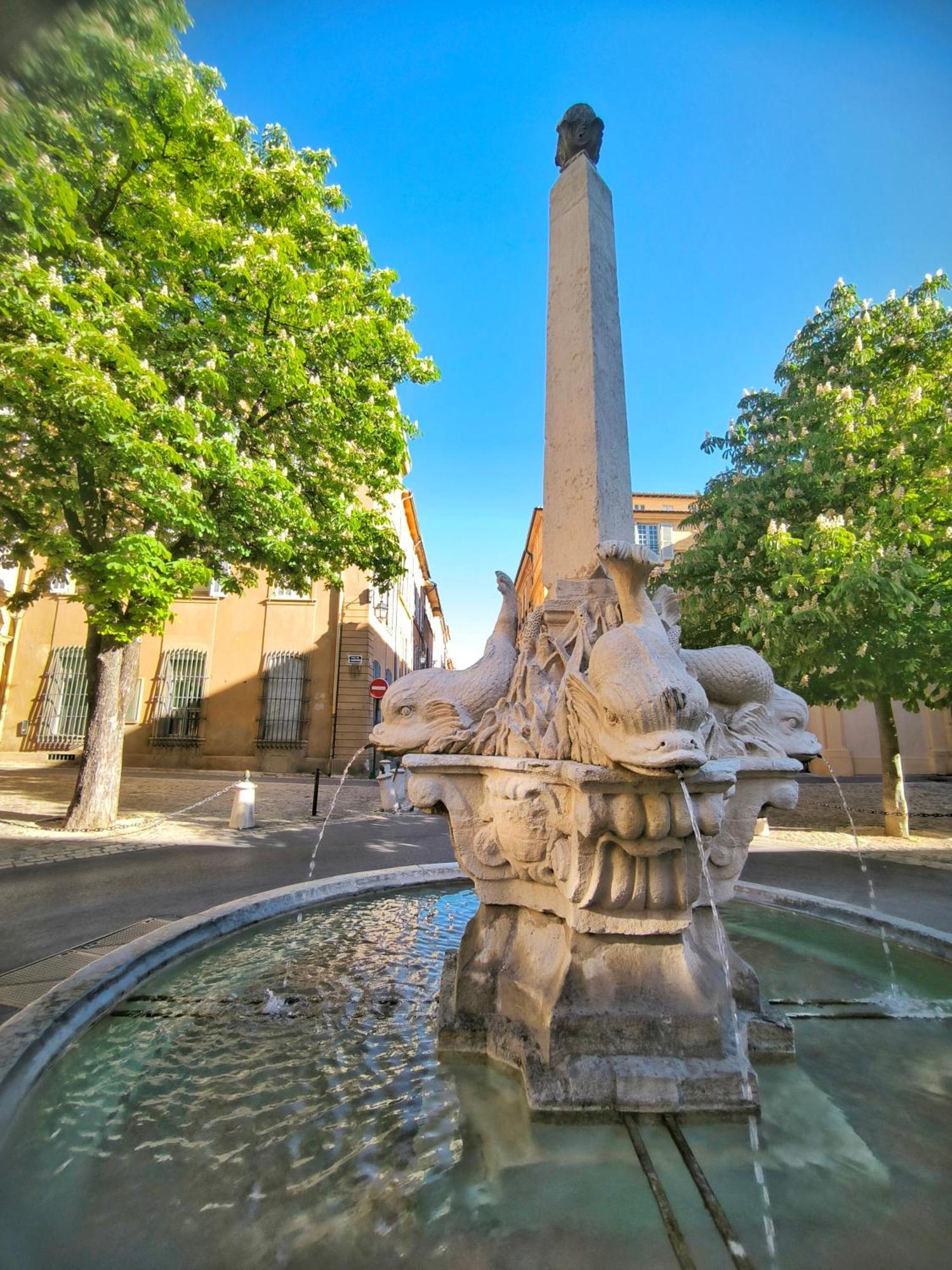 Superbe Appartement Avec Jardin Quart Mazarin Aix-en-Provence Luaran gambar